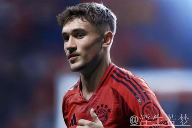 拜仁总经理埃贝尔将亲赴谈判,格伊转会事宜敲定前途明确,合同2026年到期 拜仁总经理埃贝尔将亲赴谈判,格伊转会事宜敲定前途明确,合同2026年到期